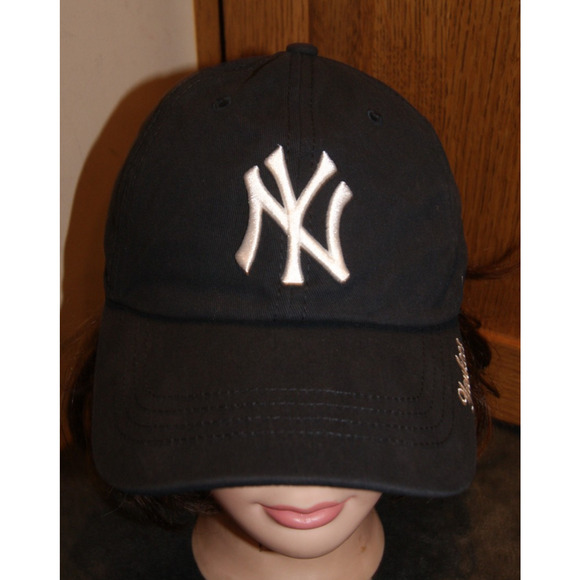 '47 New York Yankees Clean Up Women's Navy Adjustable Strap Hat Casual Cap - Picture 1 of 7